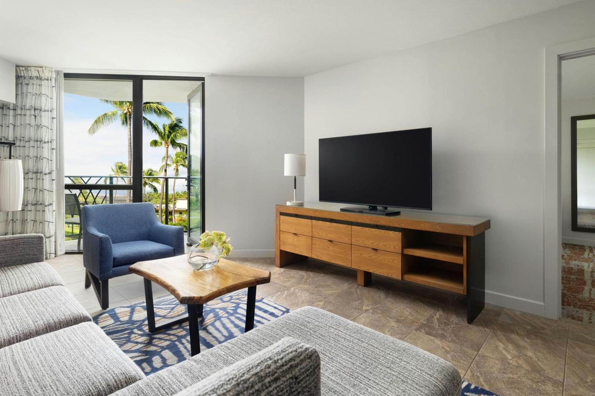 One-Bedroom Suite Sofa Bed,1645686776:JPEG